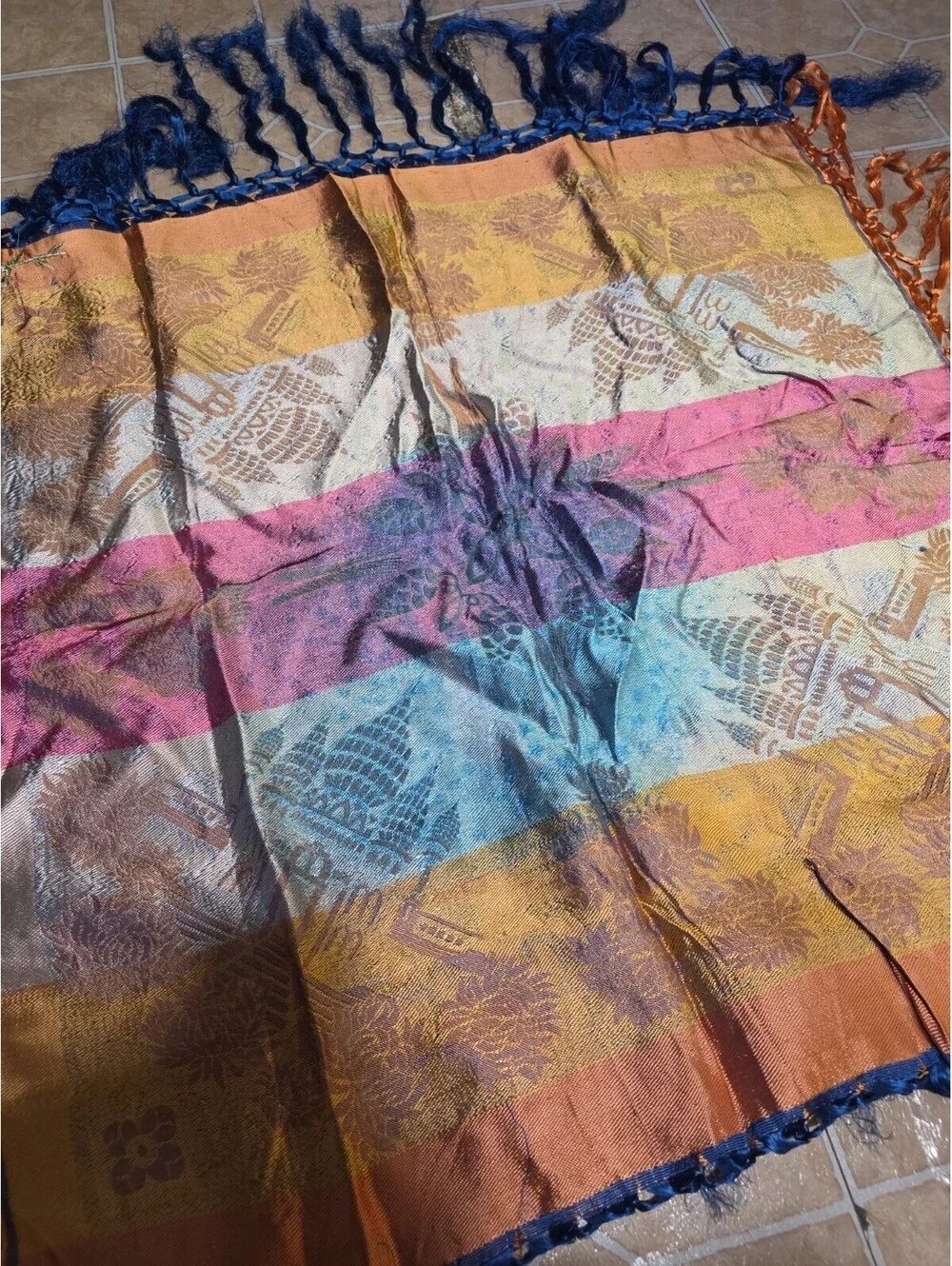 Taj Mahal -Silk -Piano Shawl Scarf Vintage 31”X31”